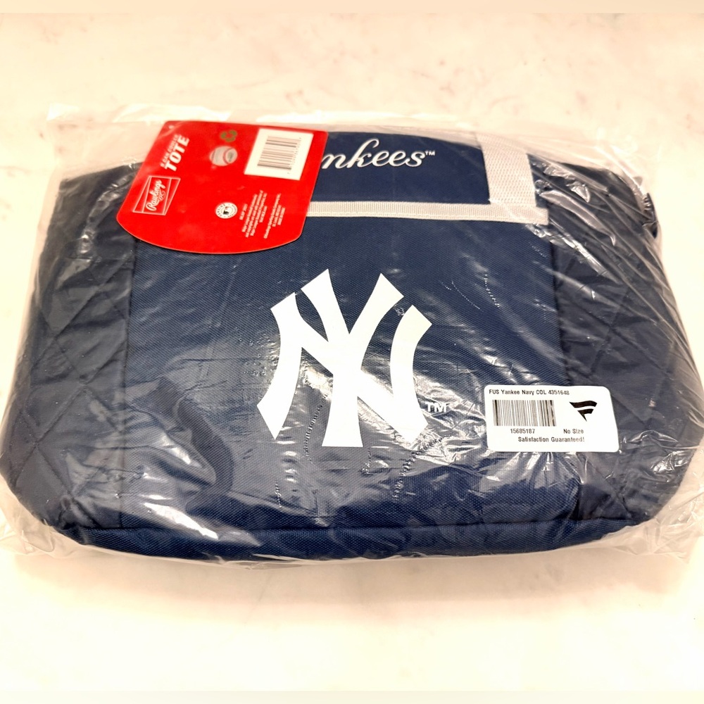 NWT MLB NEW YORK YANKEES COOLER TOTE